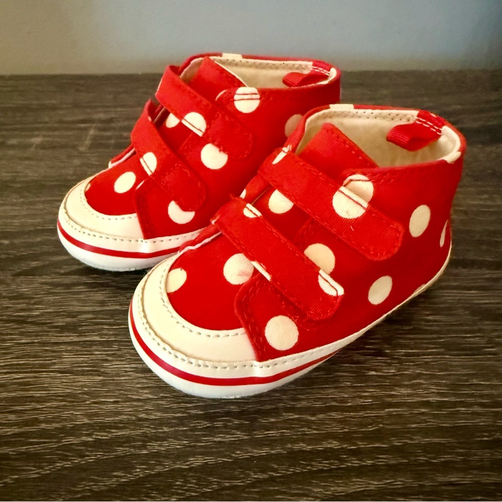 Gymboree Baby Girl Polka Dot Crib Shoes